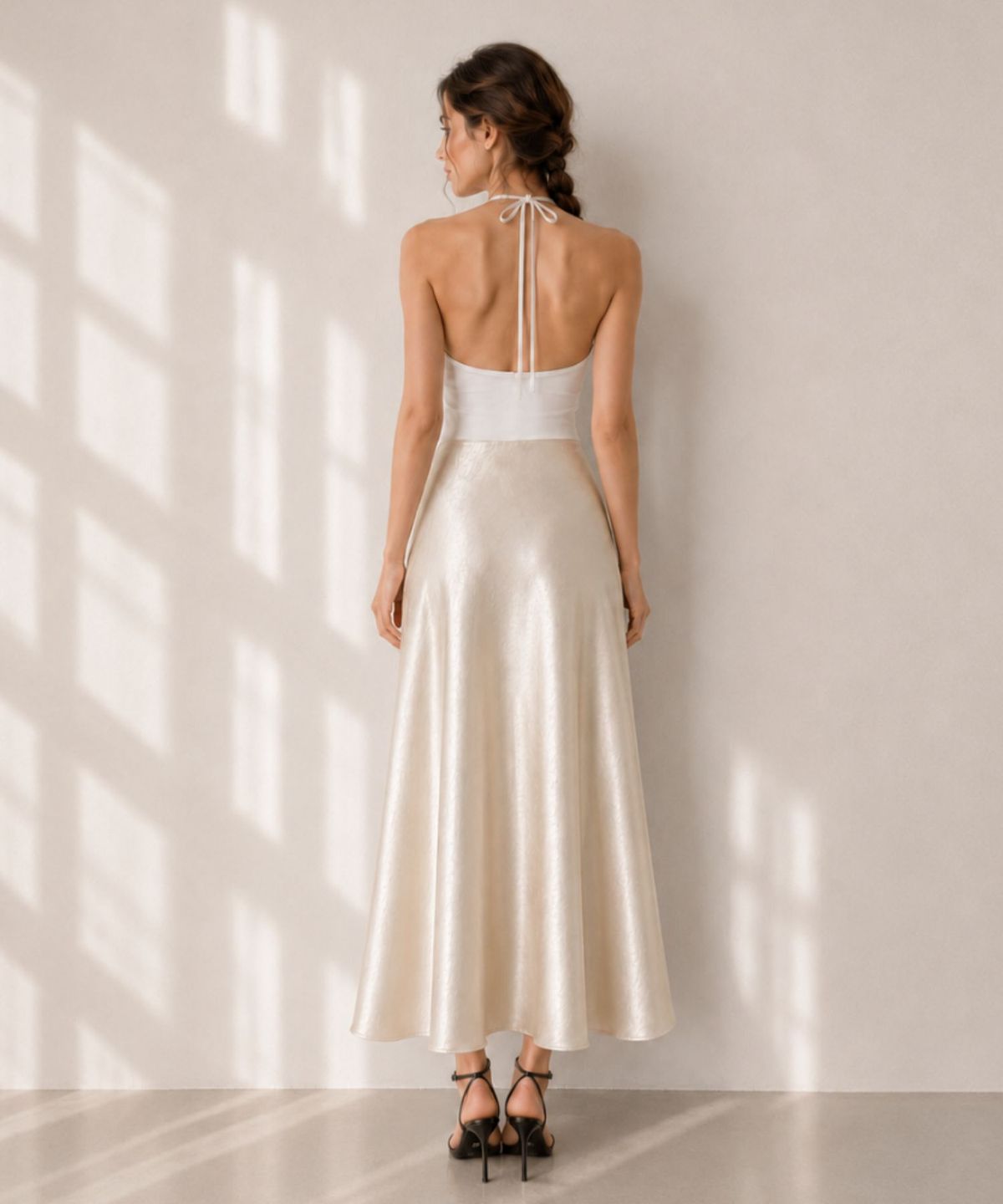 블랙크러쉬(BLACRUSH) Silky Satin Slim Skirt / 버터크림
