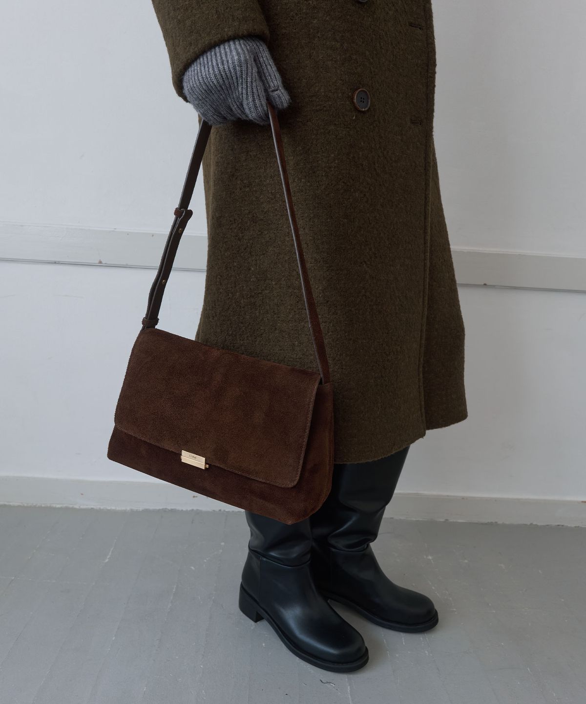 포이베(FOIVE) 타라 숄더 TARA Shoulder Suede Brown