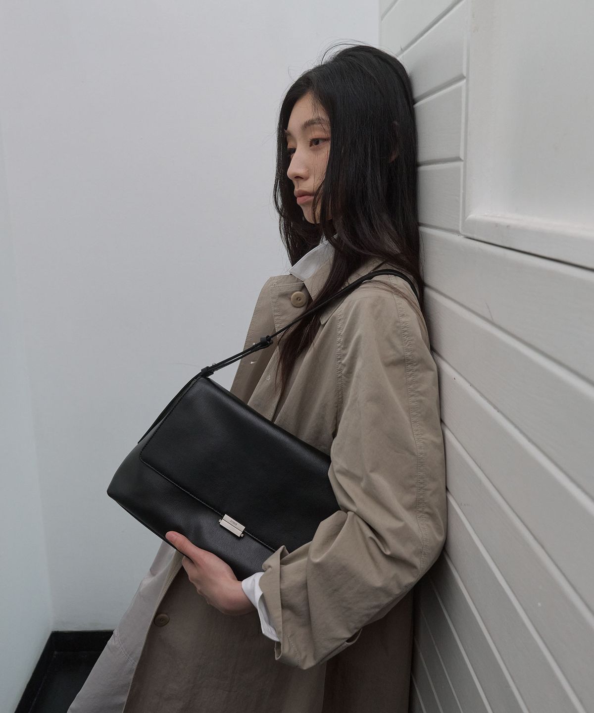 포이베(FOIVE) 타라 라지 숄더 TARA Large Shoulder Black
