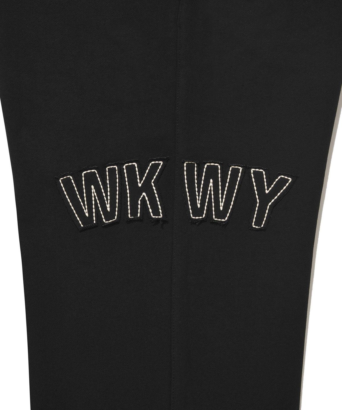 와키윌리(WACKY WILLY) WKWY 타이포 스웻 팬츠 블랙