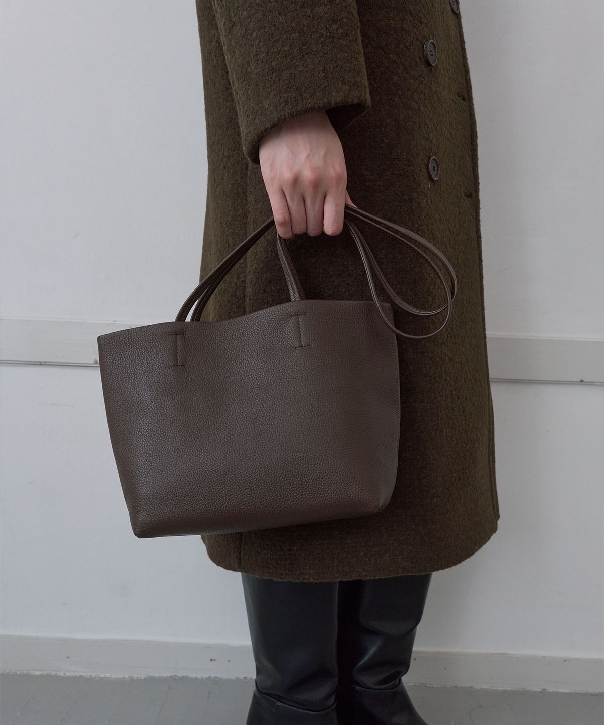 포이베(FOIVE) 발로 숄더 VALO Shoulder Brown