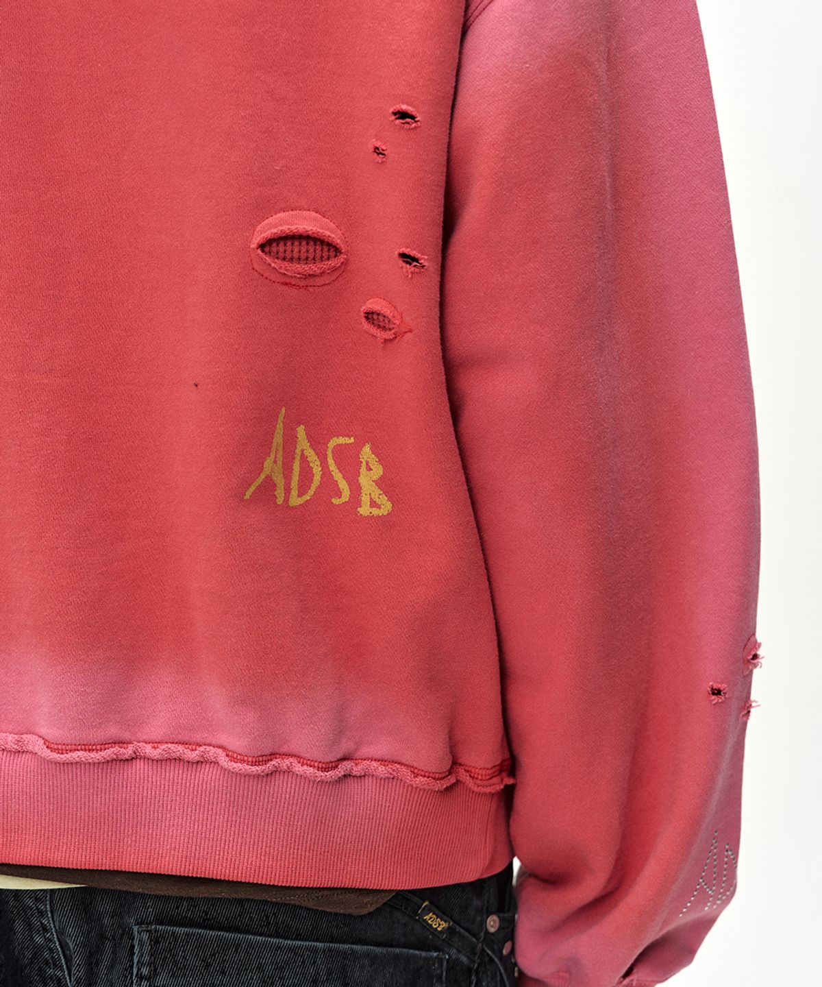 앤더슨벨(ADSB ANDERSSON BELL) (ESSENTIAL) UNISEX SPRAY WASHED AGAIN LIP HOODIE (RED)