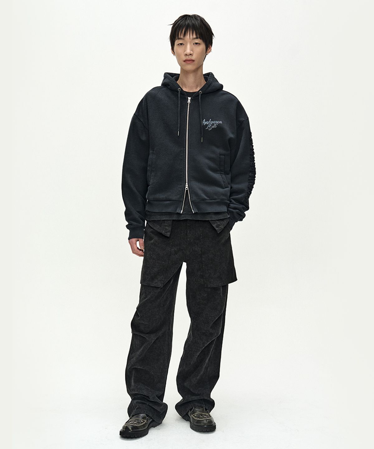 앤더슨벨(ADSB ANDERSSON BELL) (ESSENTIAL) UNISEX PATCHWORK LIQUID LOGO HOOD ZIP-UP (CHARCOAL)