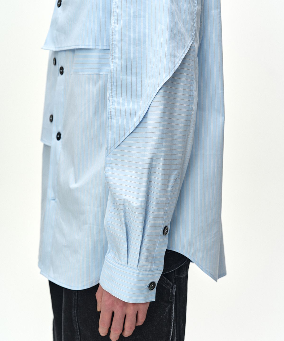 앤더슨벨(ADSB ANDERSSON BELL) MAEY STRIPE LAYERED SHIRT (BLUE STRIPE)