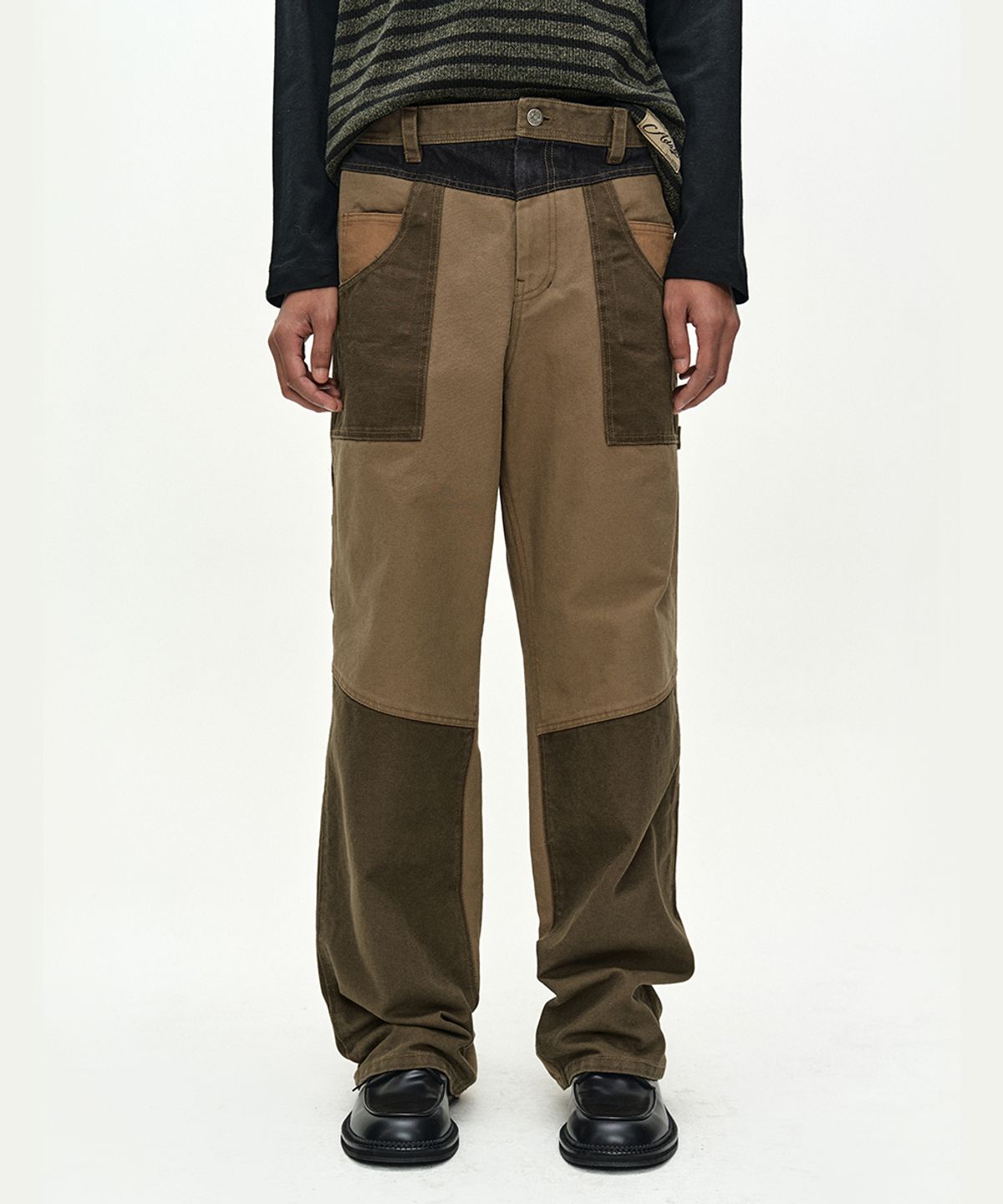앤더슨벨(ADSB ANDERSSON BELL) AUSTIN PATCHWORK WASHED WIDE-LEG JEANS (KHAKI)