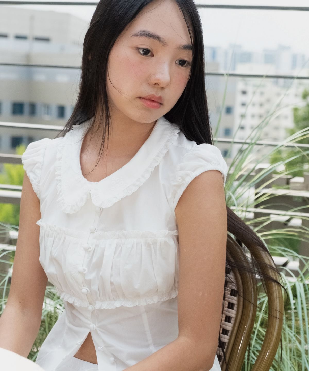 루미(ROUMI) Shannon Lace Blouse (White)