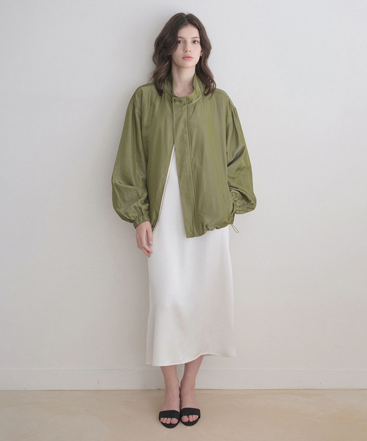 르나브(LENAV) esy satin half wind Jacket (olive)
