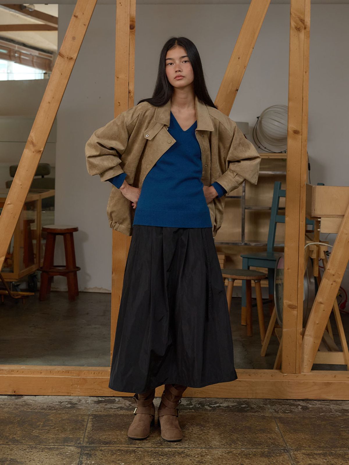 뮈뮈에르(MUEMUER) V-Neck Knit Pullover MU2678PO804M_BLUE
