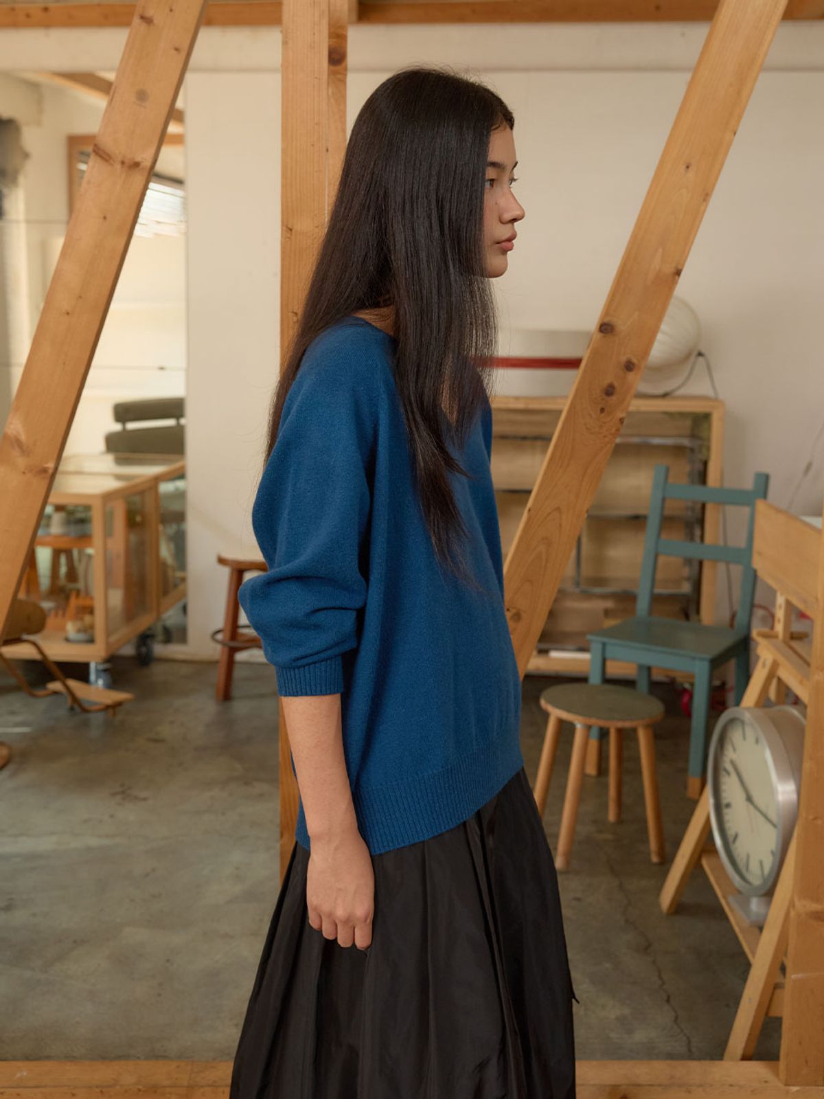 뮈뮈에르(MUEMUER) V-Neck Knit Pullover MU2678PO804M_BLUE