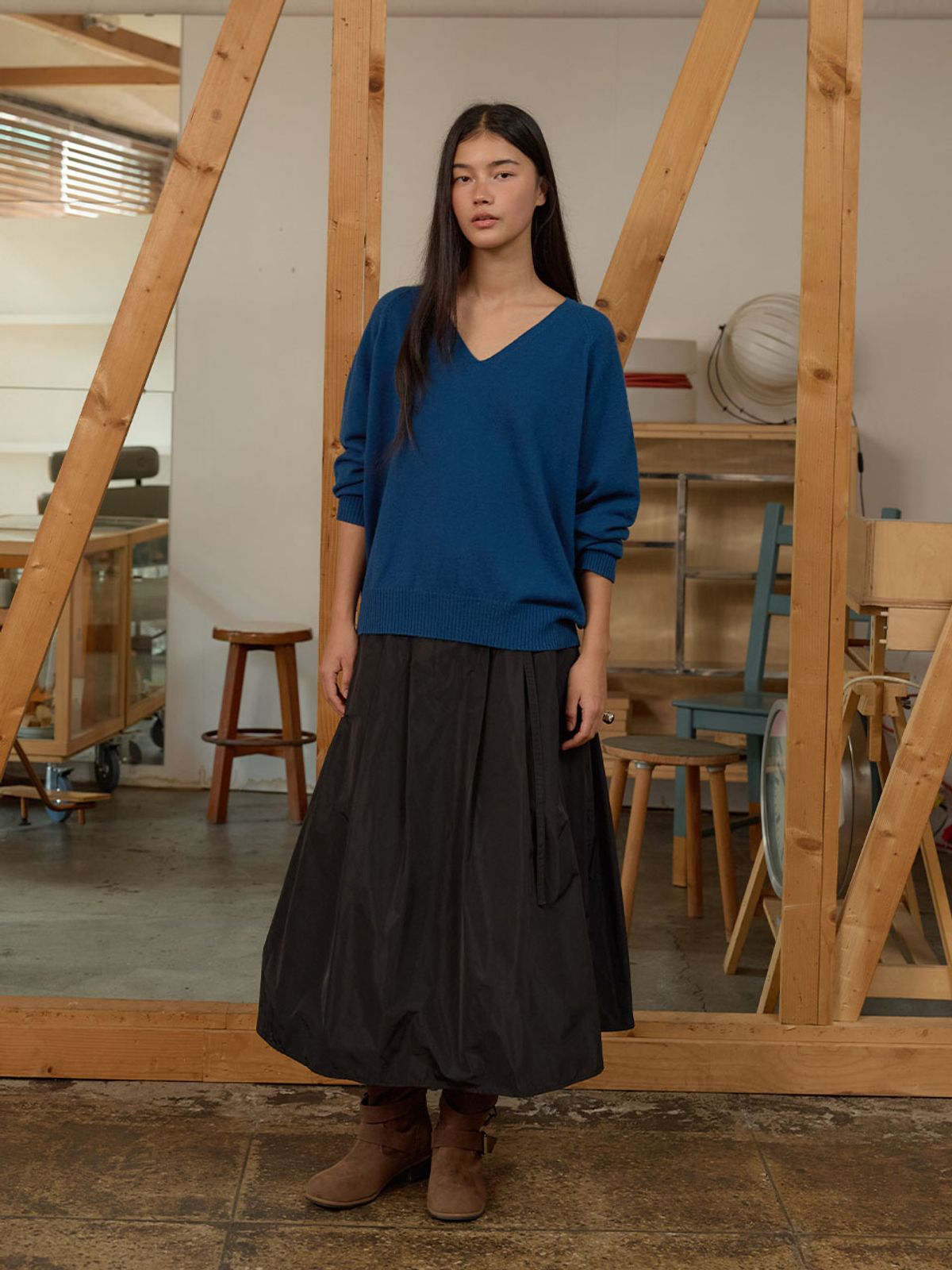 뮈뮈에르(MUEMUER) V-Neck Knit Pullover MU2678PO804M_BLUE