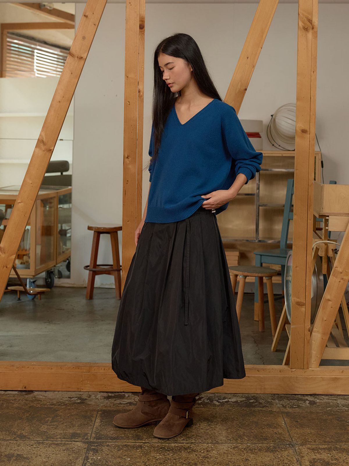 뮈뮈에르(MUEMUER) V-Neck Knit Pullover MU2678PO804M_BLUE