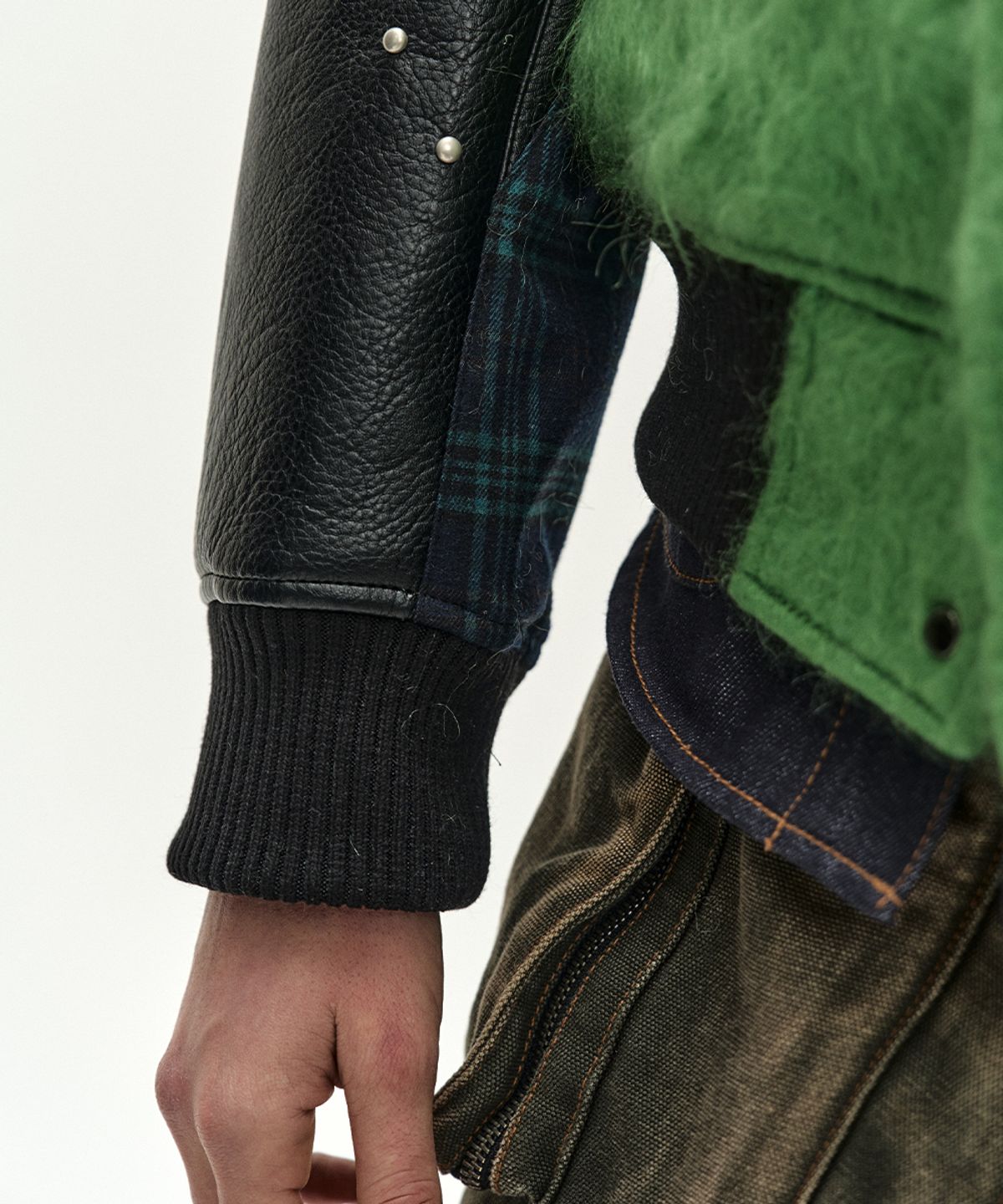 앤더슨벨(ADSB ANDERSSON BELL) LAWN HAIRY WOOL VARSITY JACKET (LICHEN GREEN)