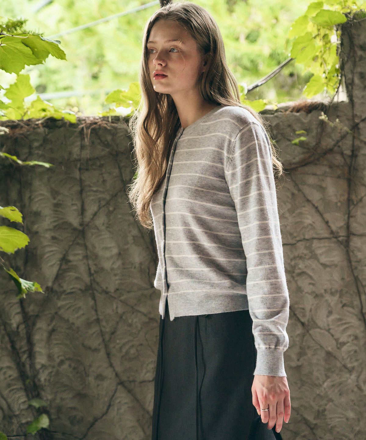 드로우핏 우먼(DRAWFIT WOMEN) 리아 스트라이프 울 가디건 [GREY]