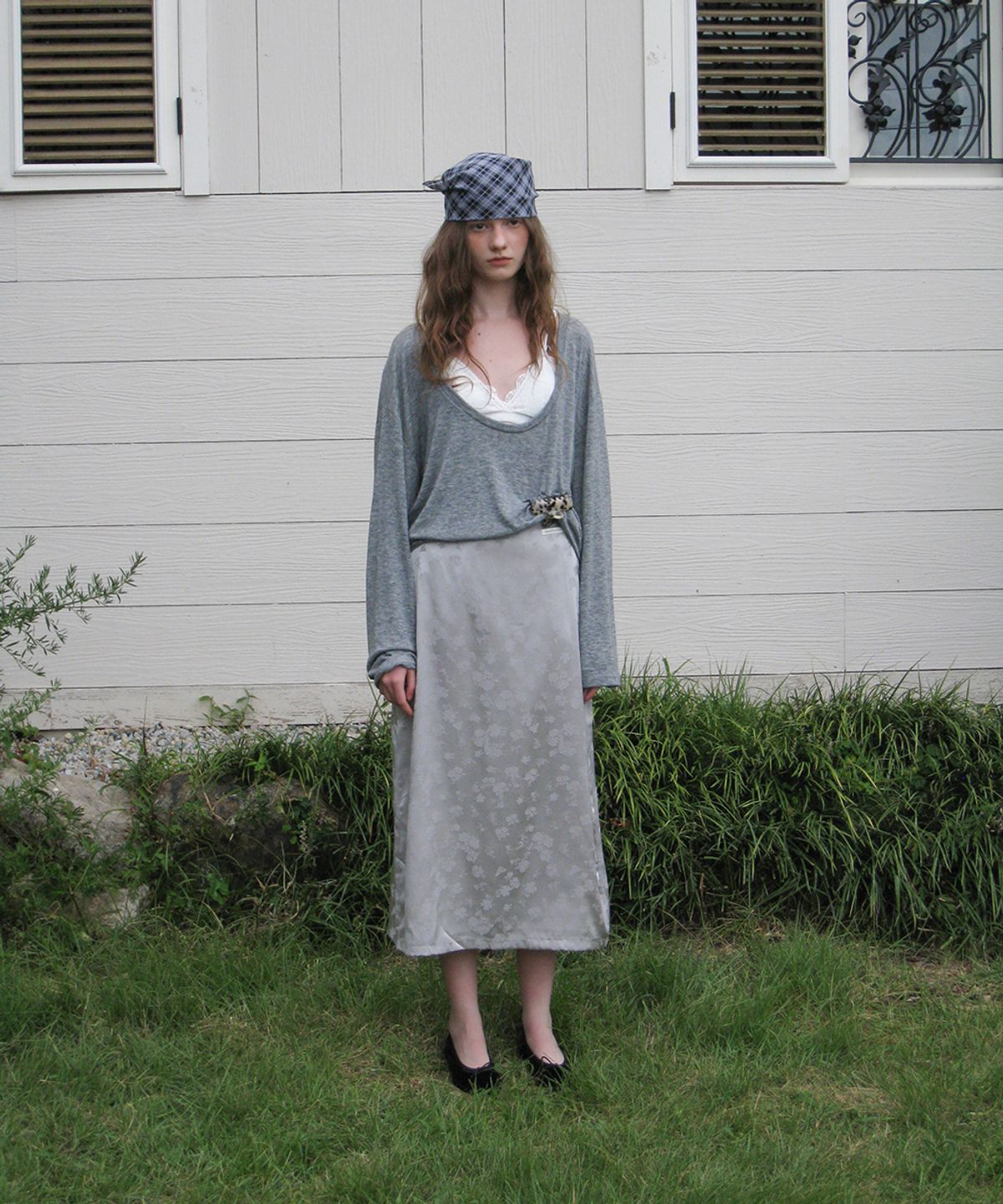 어패럴아카이브(APPAREL ARCHIVE) Heim floral long skirt - Gray
