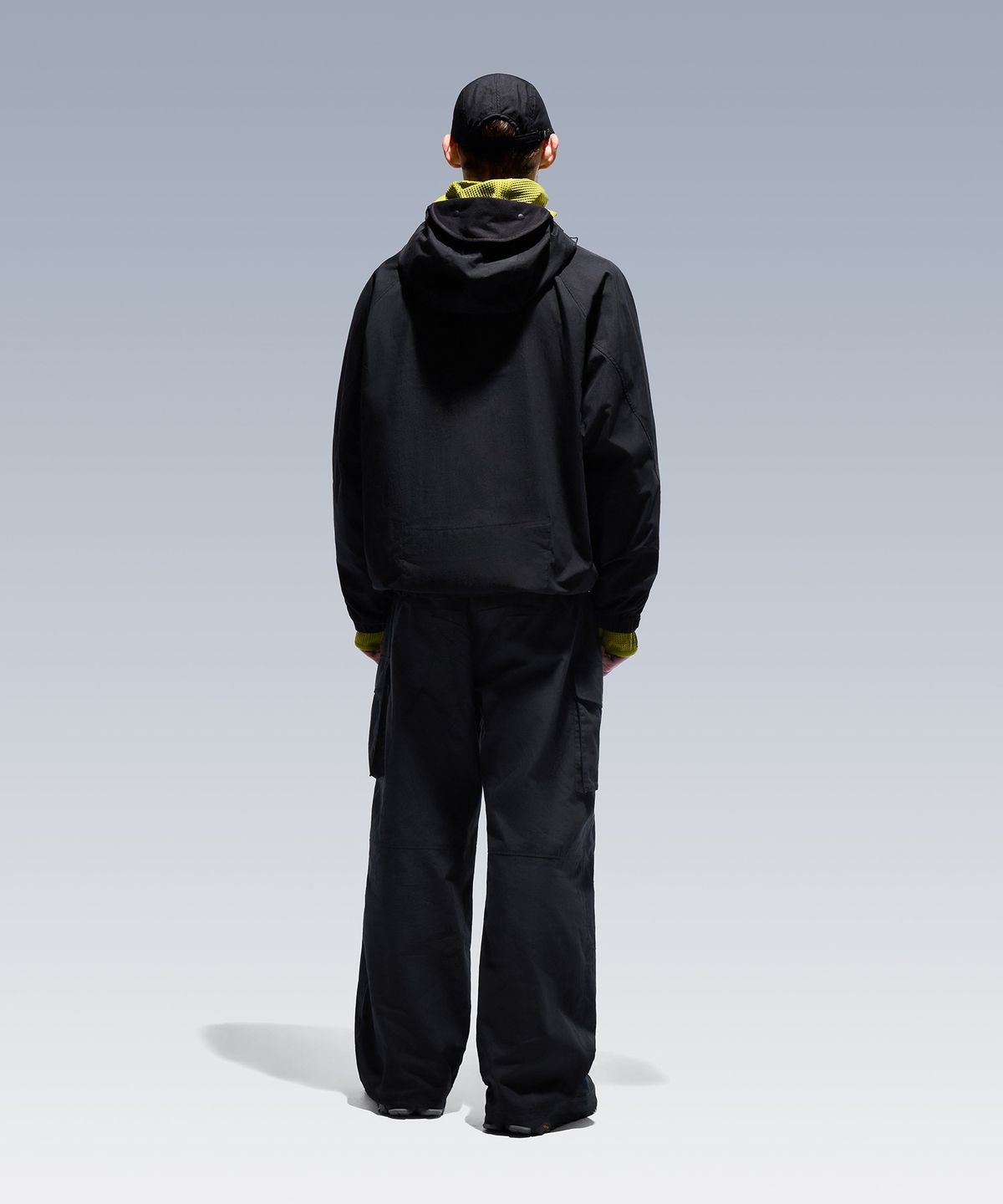 이스트팩(EASTPAK) 패커블 후드 윈드브레이커 Black
