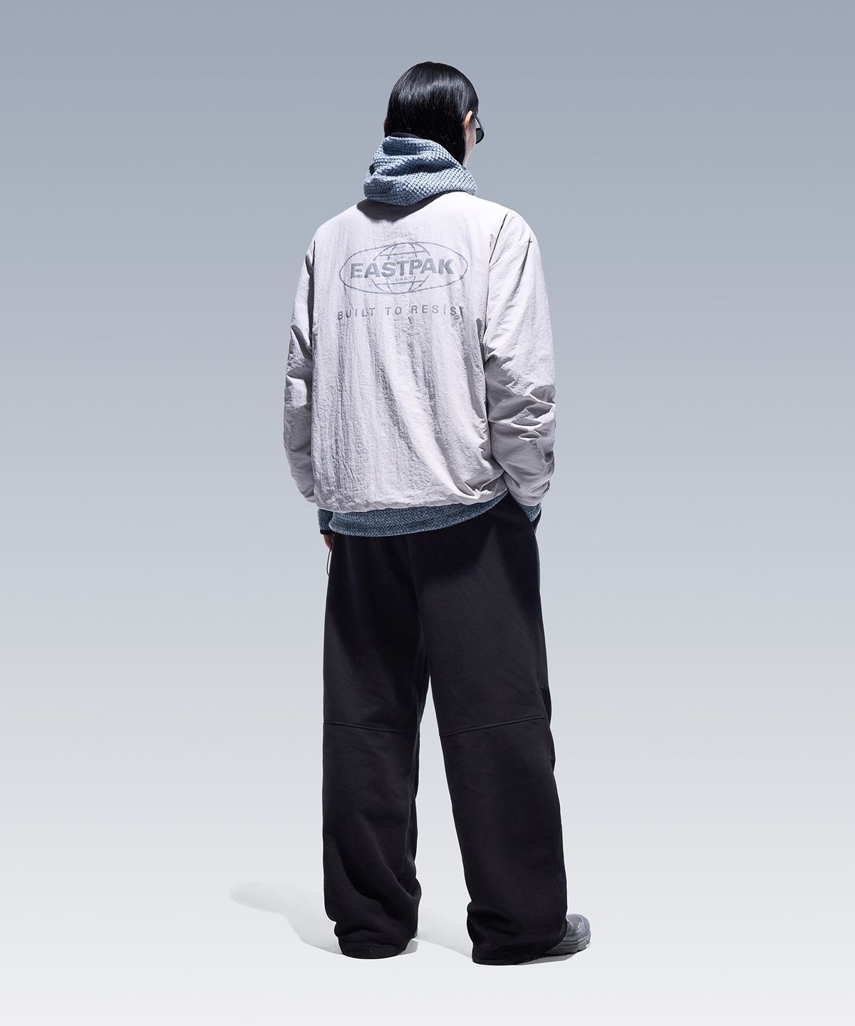 이스트팩(EASTPAK) 리버시블 자켓 LIGHT GREY