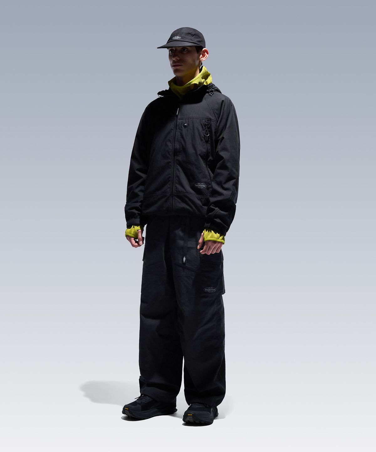 이스트팩(EASTPAK) 나일론 캡 Black