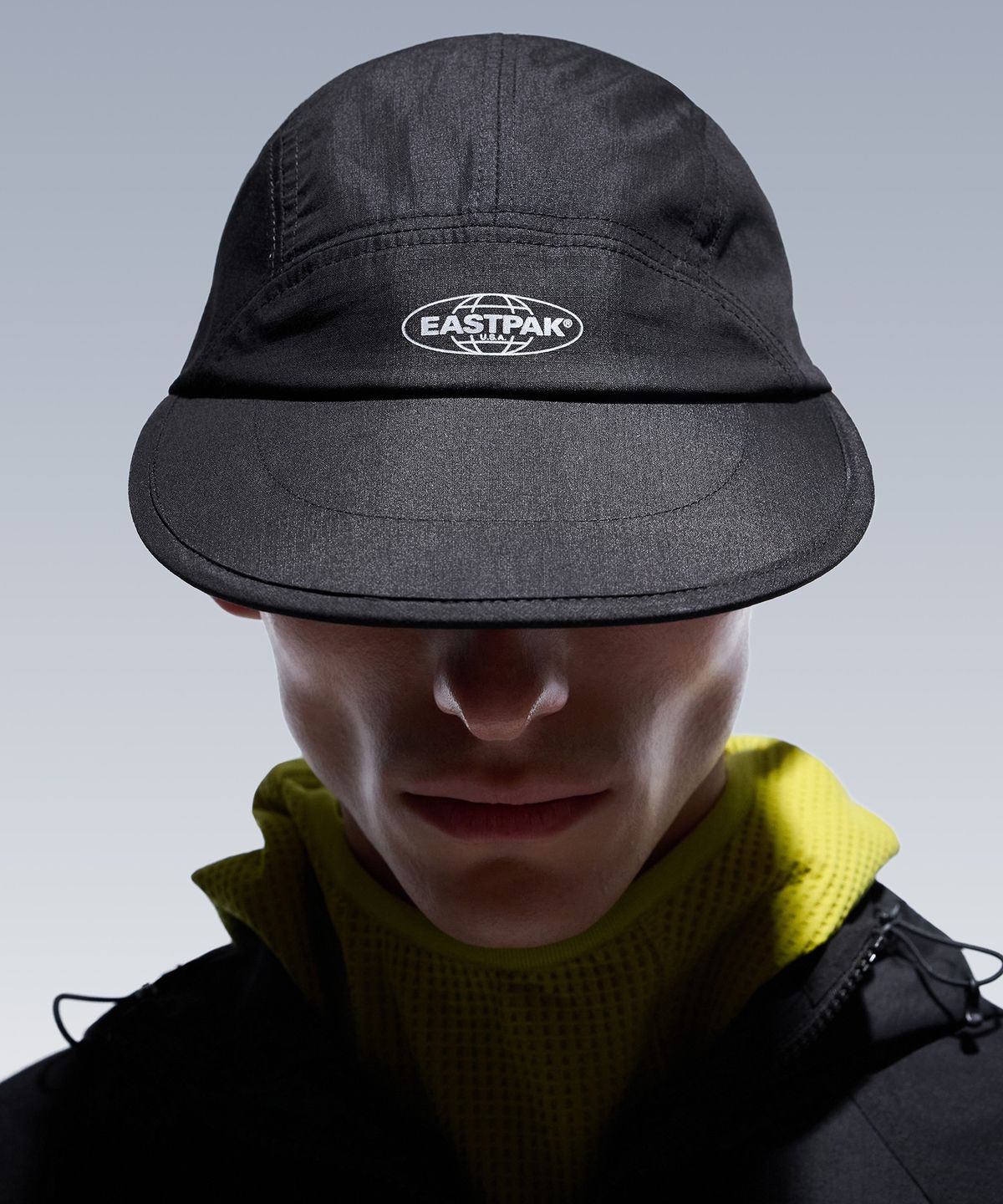 이스트팩(EASTPAK) 나일론 캡 Black