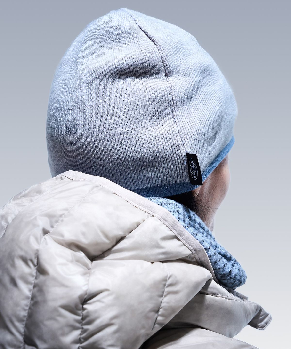 이스트팩(EASTPAK) 리버시블 비니 Light Blue