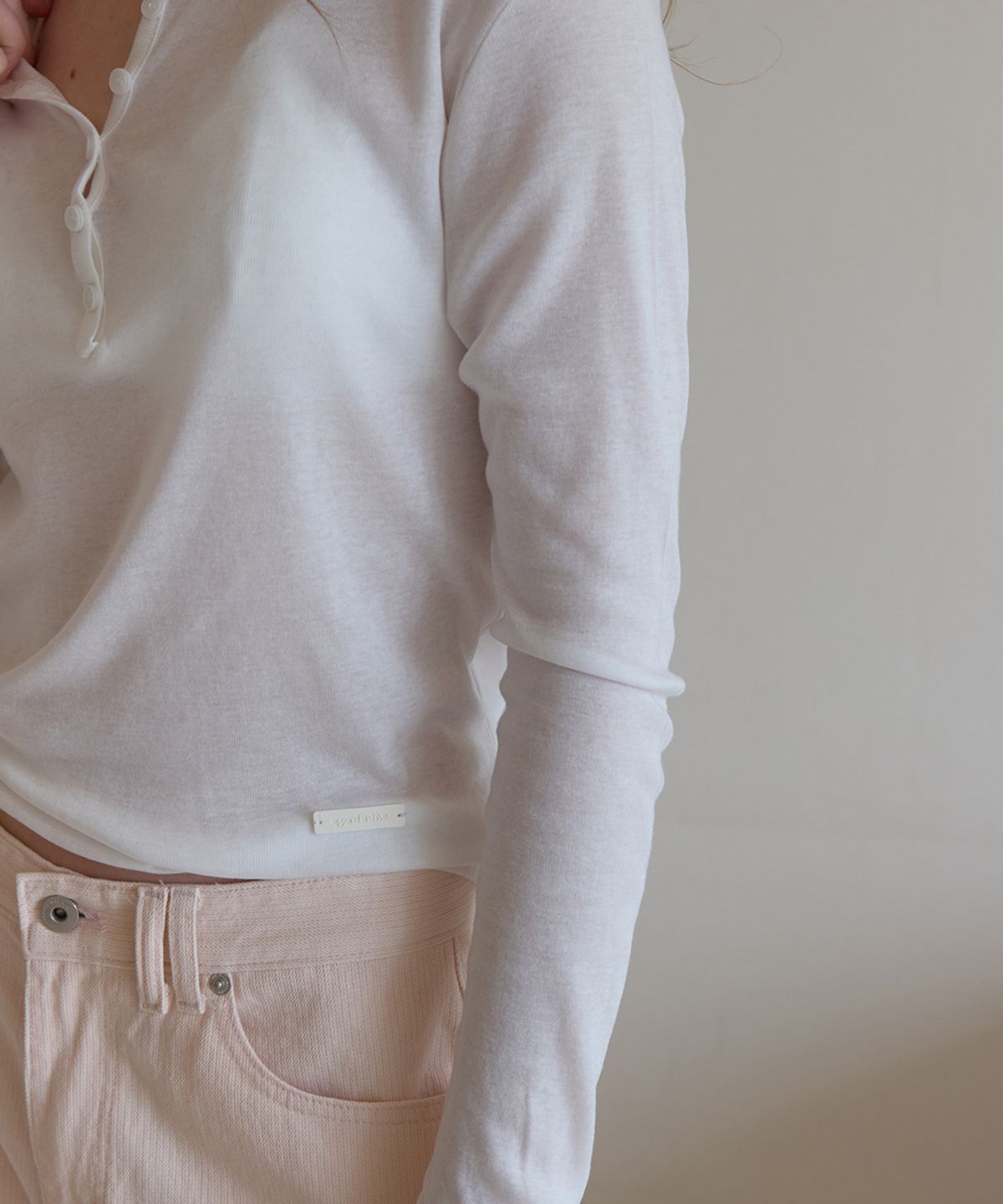 어패럴아카이브(APPAREL ARCHIVE) Fina button tencel layered tee - Ivory
