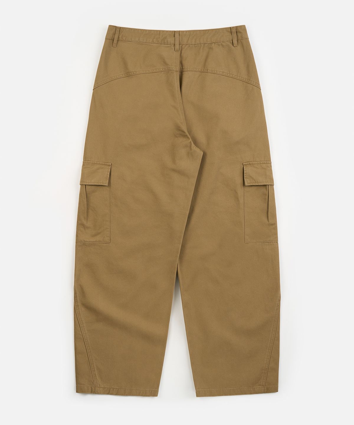 토피(TOFFEE) 커브드 절개 카고 팬츠 (BEIGE)