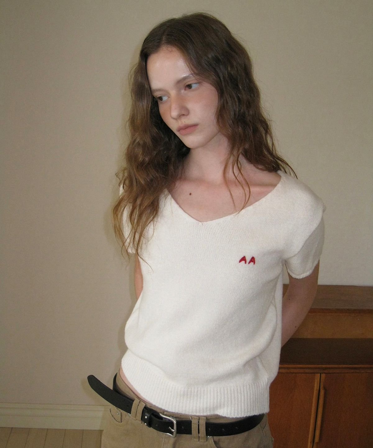 어패럴아카이브(APPAREL ARCHIVE) Rony half v knit - Ivory