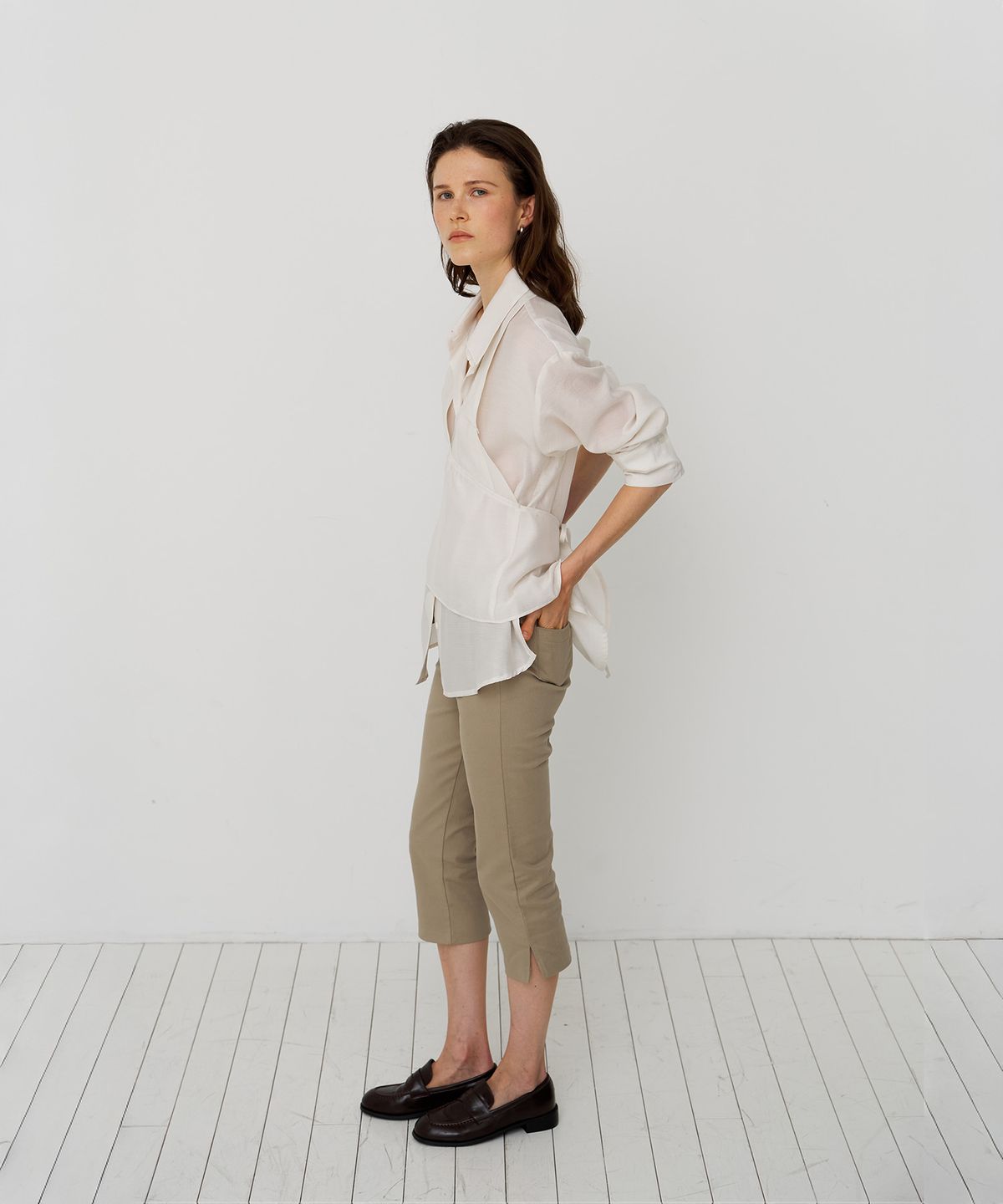 스르비(SELEVER) Belted Capri Pants_2 Color