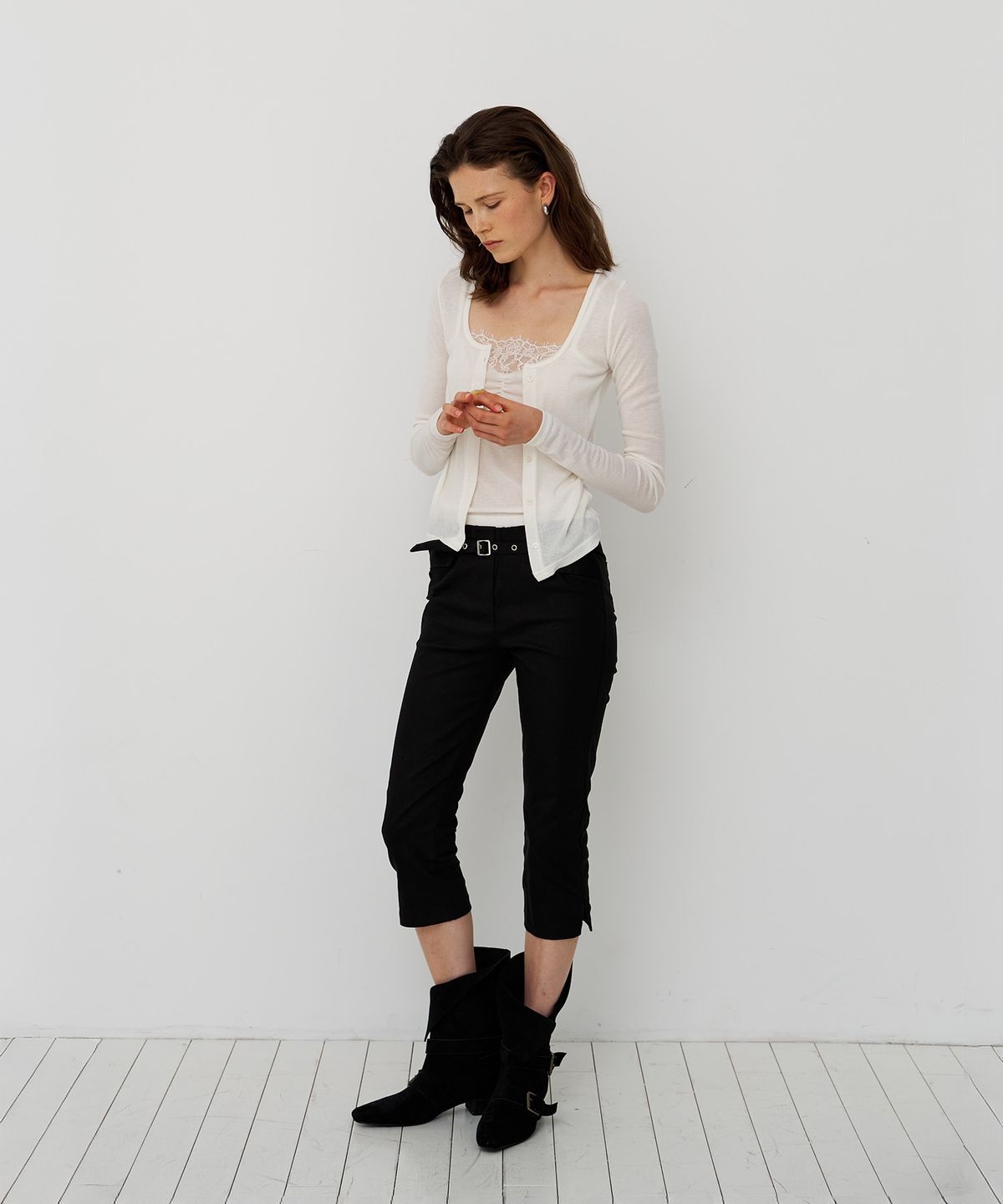 스르비(SELEVER) Belted Capri Pants_2 Color