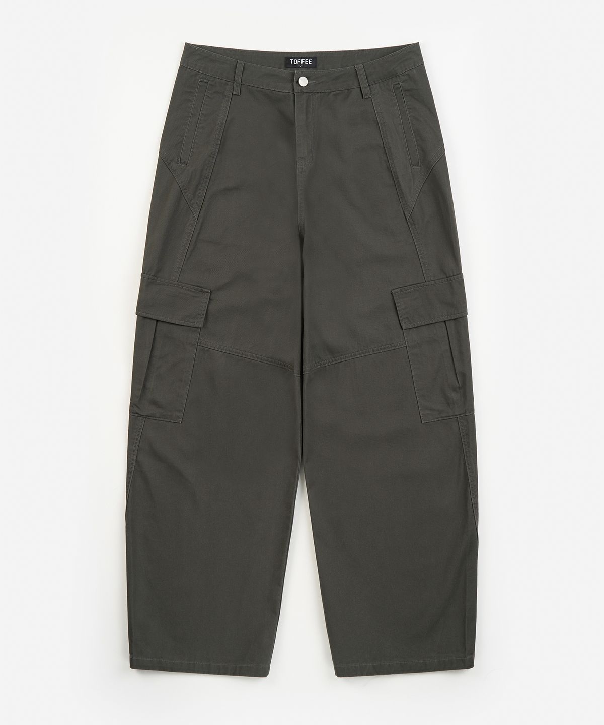 토피(TOFFEE) 커브드 절개 카고 팬츠 (CHARCOAL)