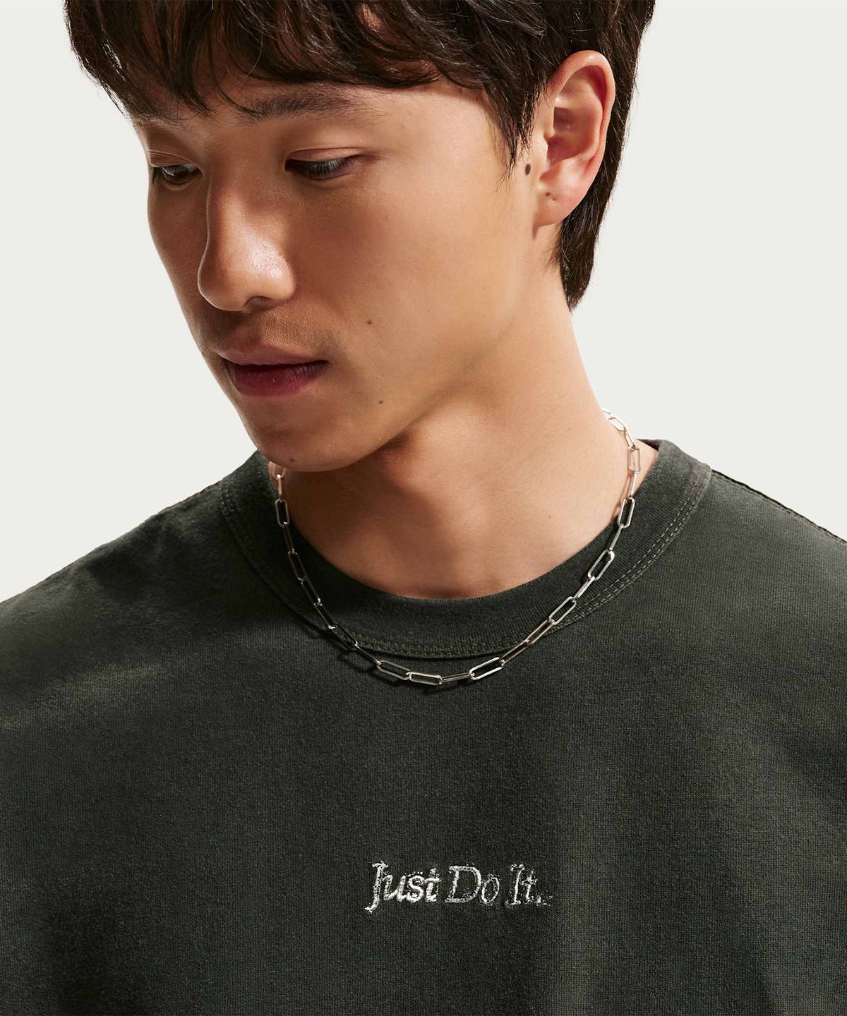 나이키(NIKE) 스포츠웨어 프리미엄 에센셜 티셔츠 M - 뉴스프린트 / IM9344-005