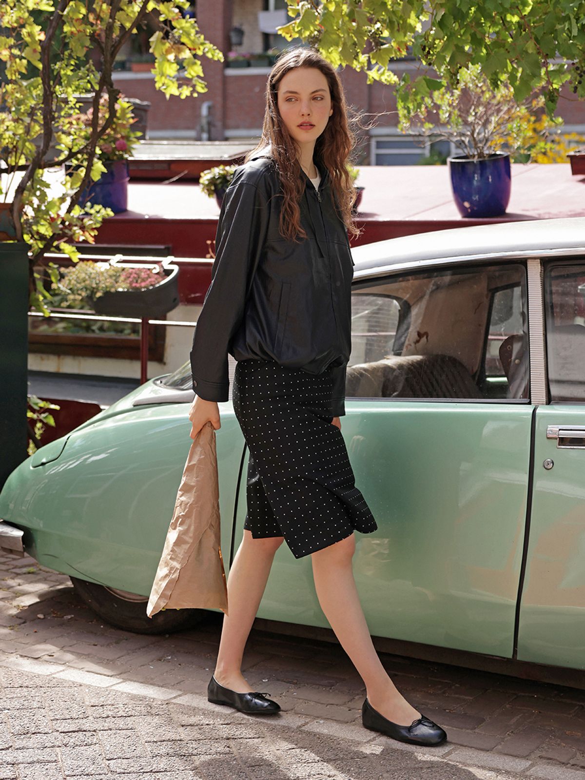 랭앤루(LANGNLU) ILLA Satin Midi Skirt(일라)_BLACK