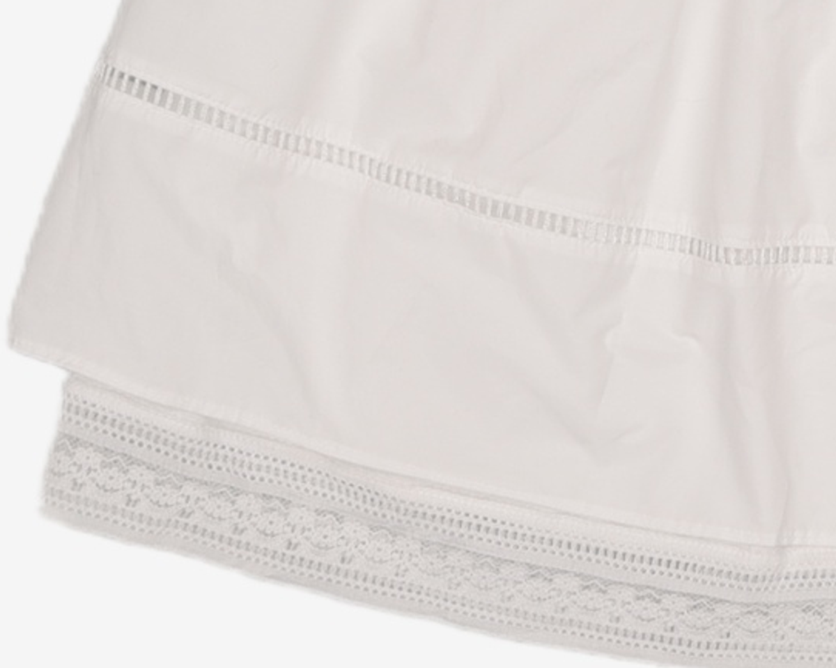 시눈(SINOON) Double Flared Blouse & Skirt (White) FREE
