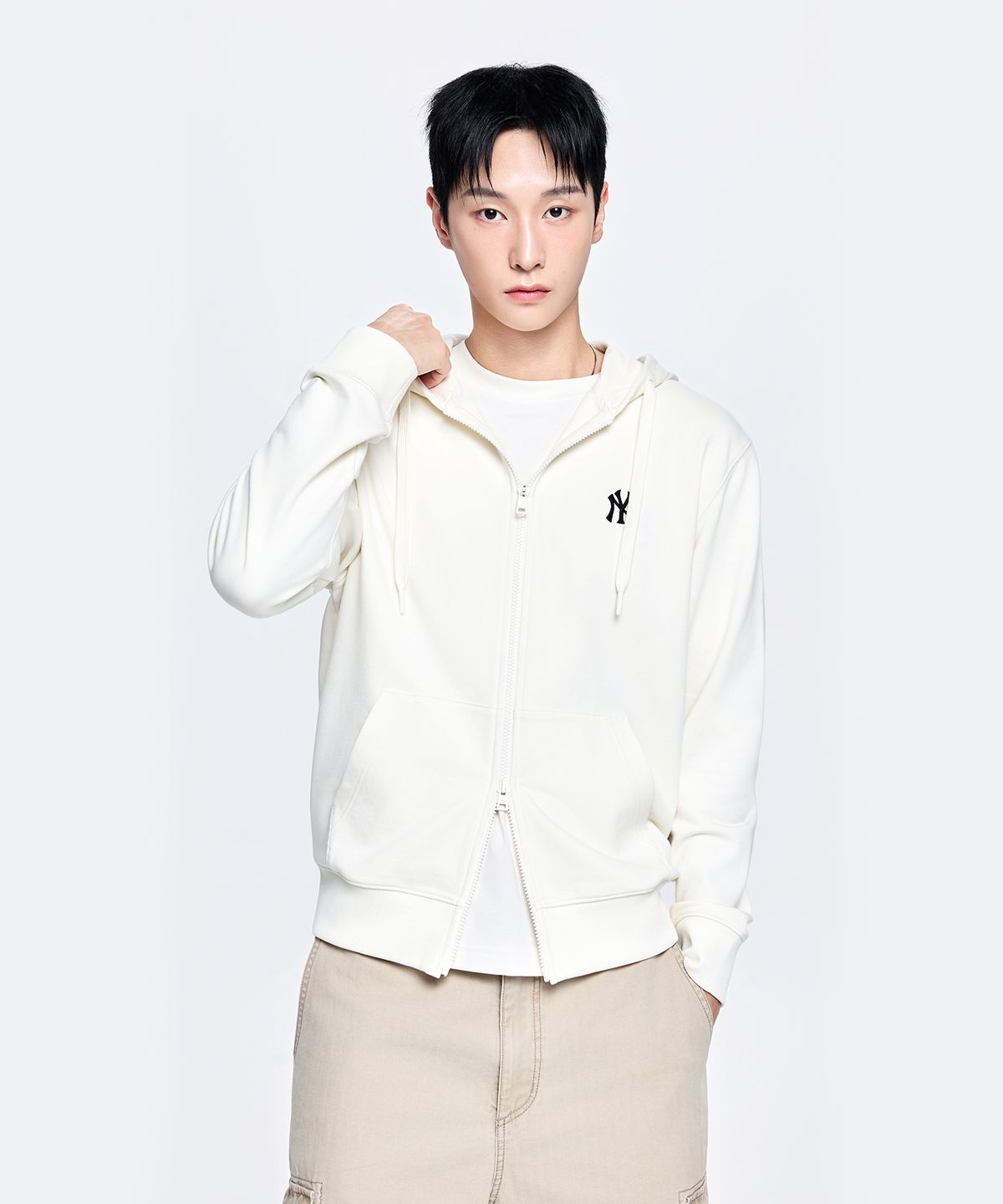 엠엘비(MLB) 베이직 스몰로고 후드집업 NY (Cream)