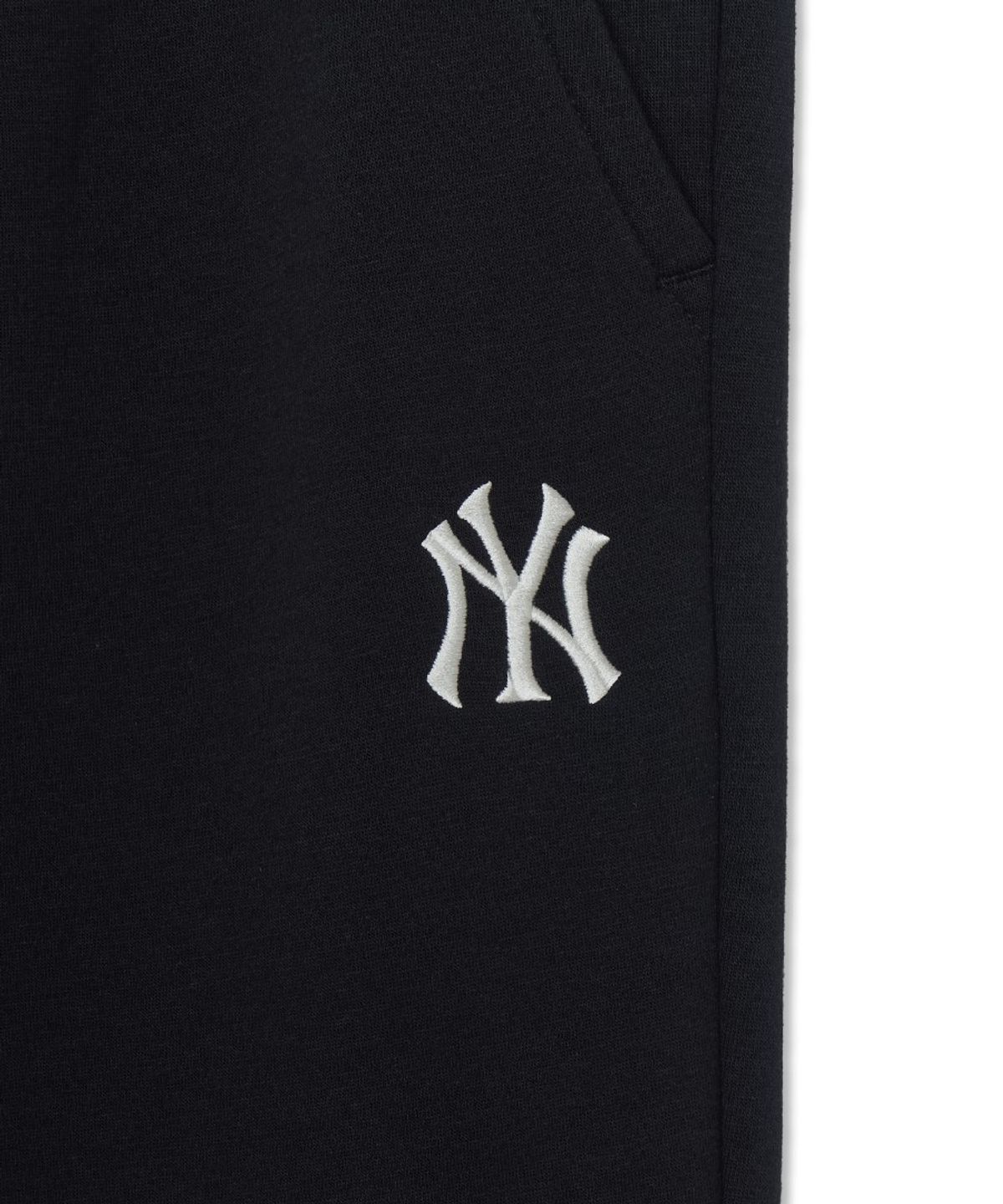 엠엘비(MLB) 베이직 스몰로고 스트레치 스트레이트 팬츠 NY (Black)