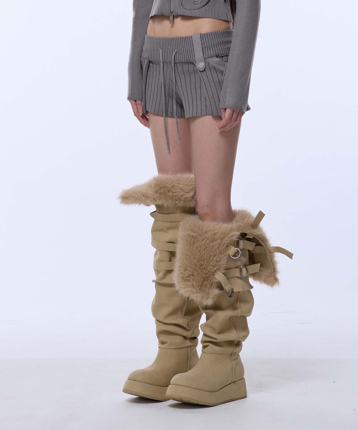 길라아카이브(GILAARCHIVE) SYMBOL STRAP POCKET KNIT SHORTS_GREY