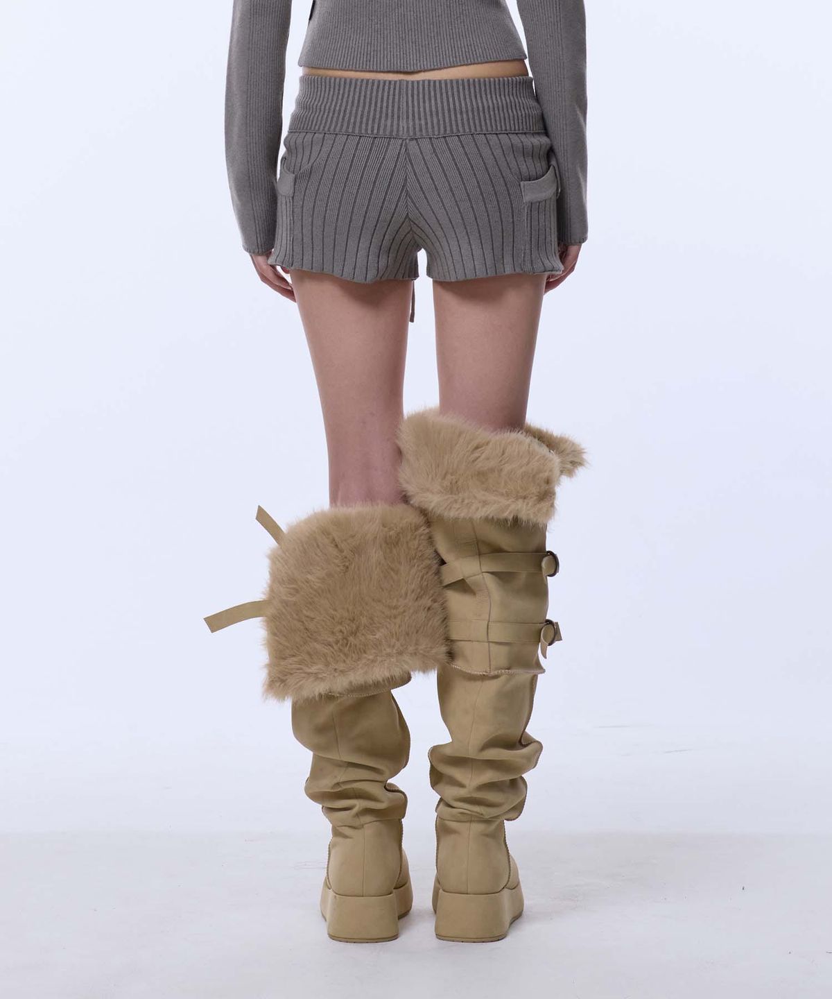 길라아카이브(GILAARCHIVE) SYMBOL STRAP POCKET KNIT SHORTS_GREY