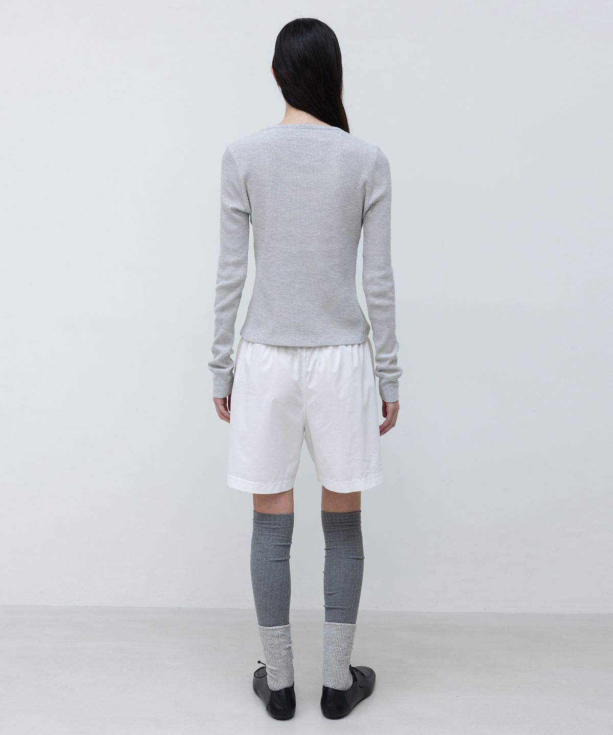인사일런스 우먼(INSILENCE WOMEN) 헨리넥 와플 롱슬리브 MELANGE GREY