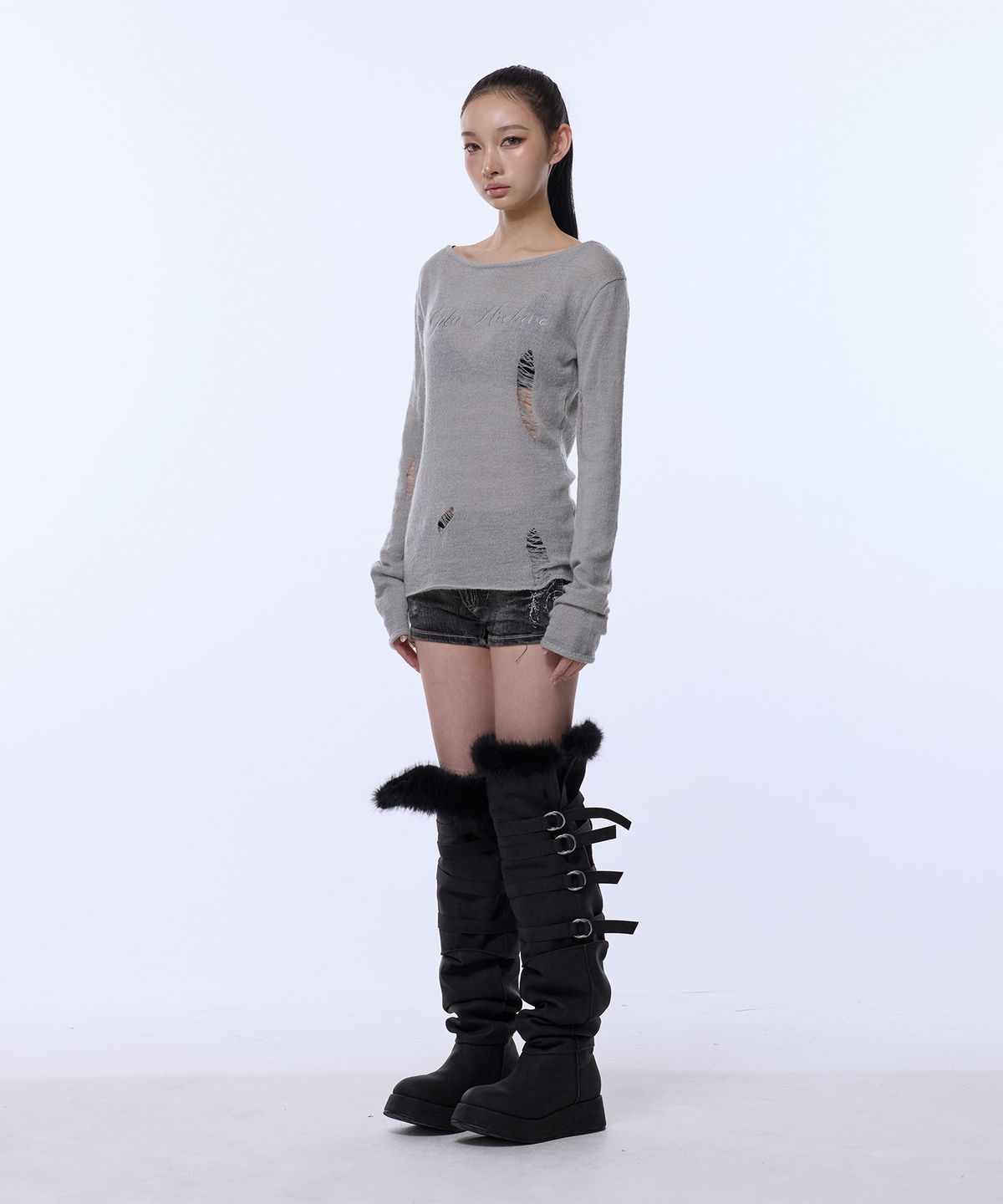 길라아카이브(GILAARCHIVE) DAMAGE BACKLESS LOGO KNIT_GREY