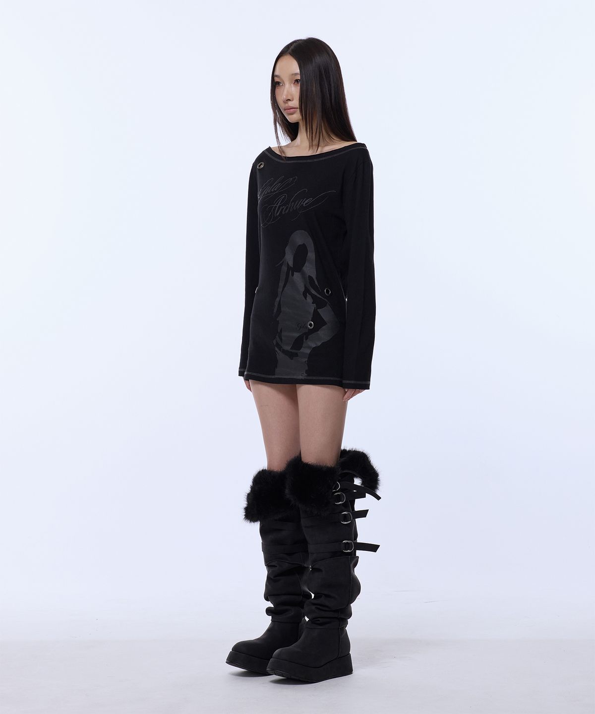 길라아카이브(GILAARCHIVE) ONE SHOULDER EYELET LONG SLEEVE_BLACK