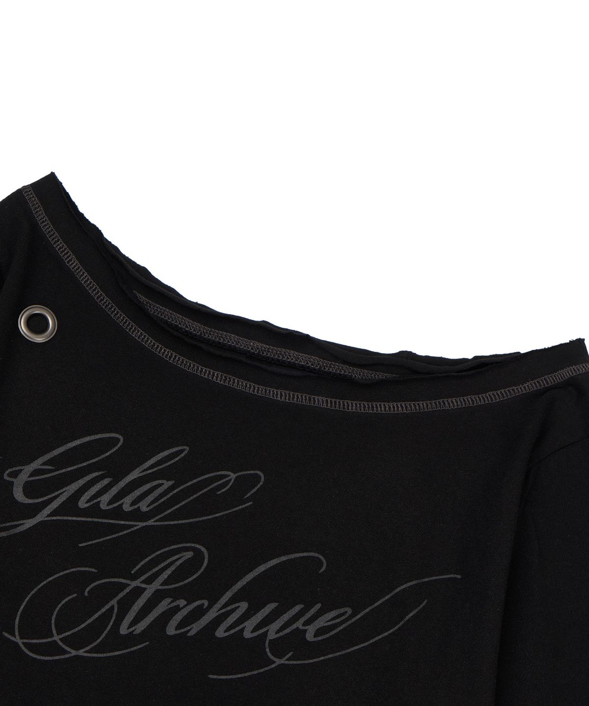 길라아카이브(GILAARCHIVE) ONE SHOULDER EYELET LONG SLEEVE_BLACK