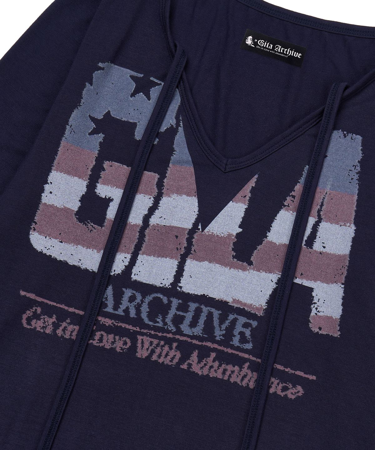 길라아카이브(GILAARCHIVE) USA LOGO V NECK LONG SLEEVE_NAVY