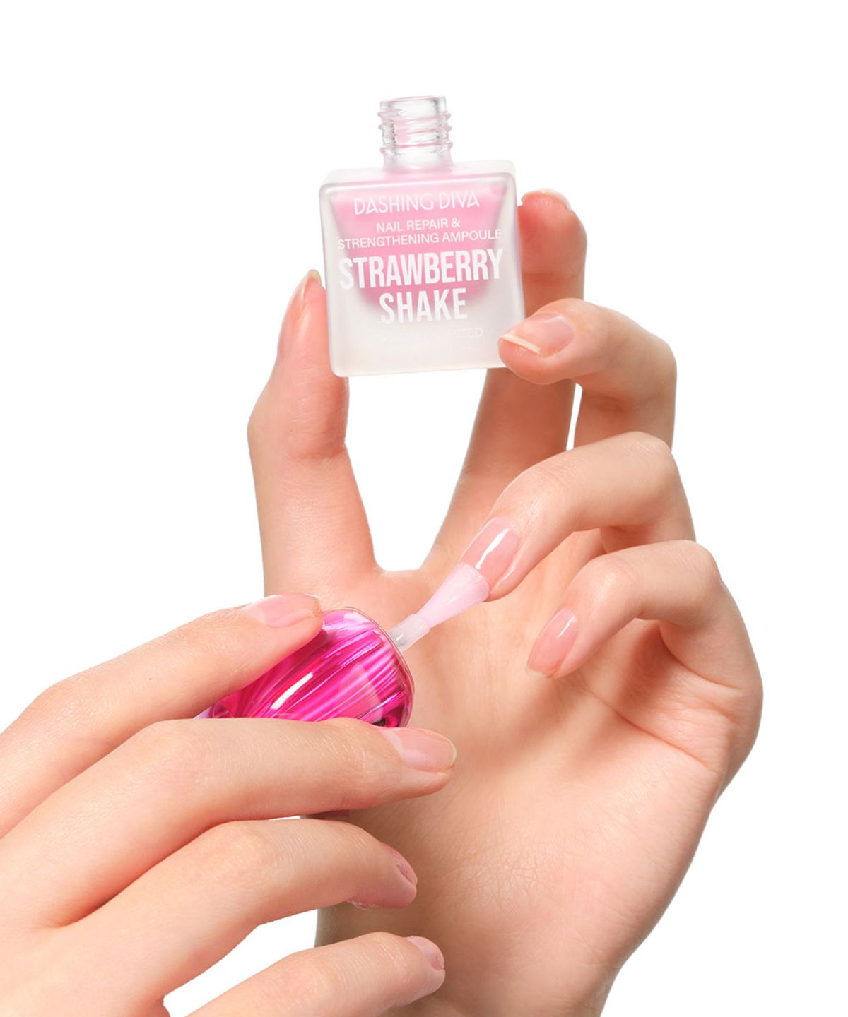 데싱디바(DASINGDIVA) 스트로베리 쉐이크 네일 리페어 앤 스트렝스닝 앰플 네일강화제 7.5ml