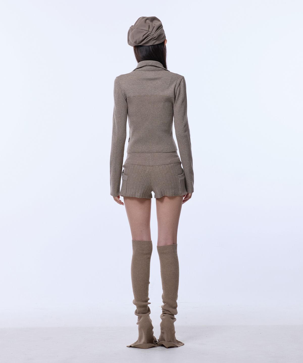 길라아카이브(GILAARCHIVE) g SYMBOL CROP KNIT ZIP-UP_BEIGE