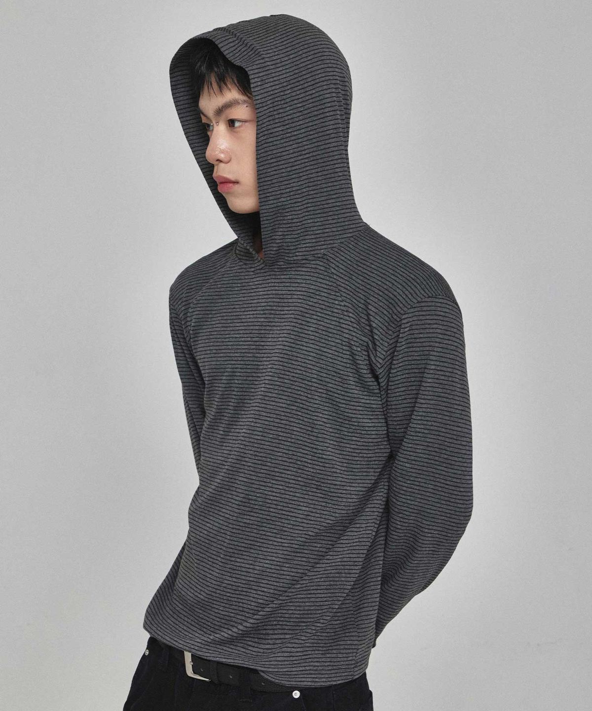 기철(KICHUL) Cloud Stripe Hoodie (Dark Grey)