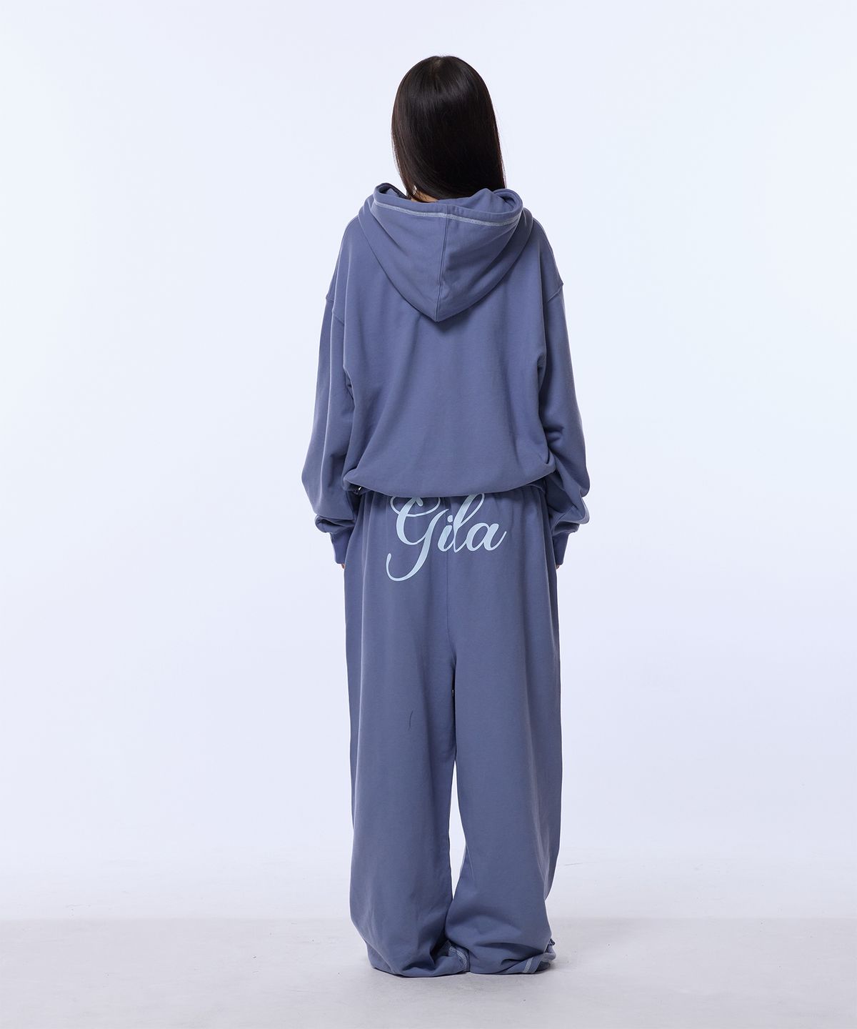 길라아카이브(GILAARCHIVE) STITCHED SMALL LOGO HOOD ZIP-UP_BLUE