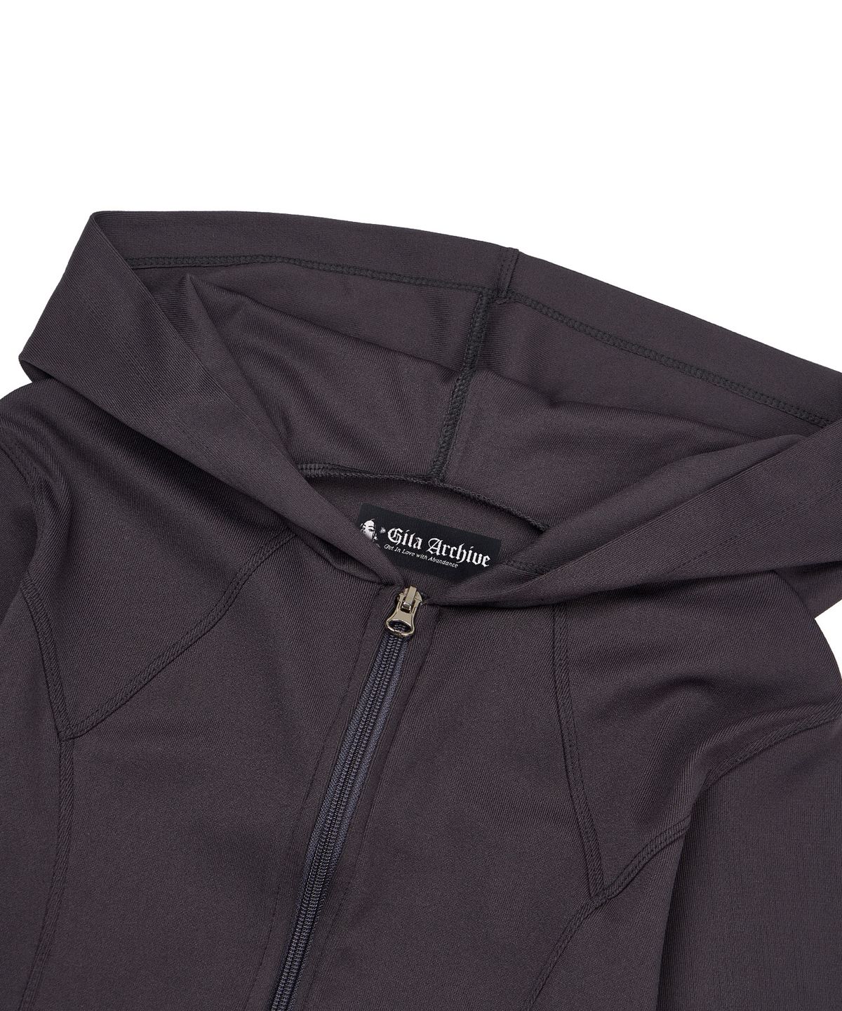길라아카이브(GILAARCHIVE) SIDE LETTERING LOGO CROP HOOD ZIP-UP_CHARCOAL