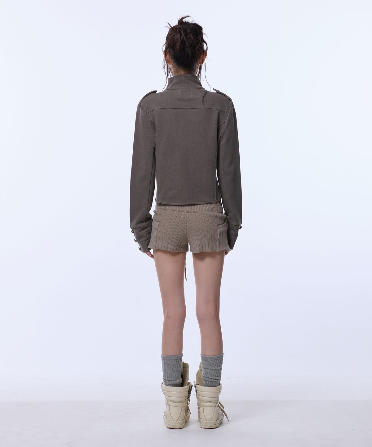 길라아카이브(GILAARCHIVE) HIGH NECK NAPOLEON SIDE ZIP JACKET_BROWN