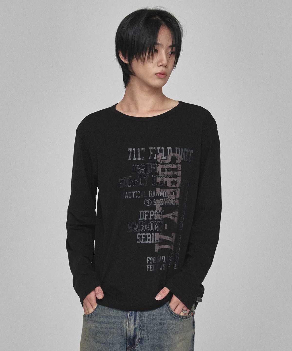 기철(KICHUL) 71 Textured Long Sleeve (Black)