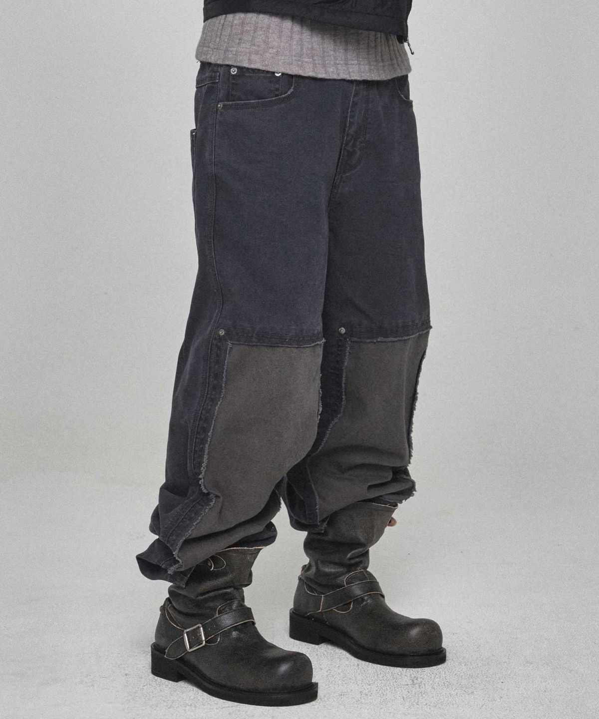 기철(KICHUL) Slash Double Knee Pants (Charcoal)