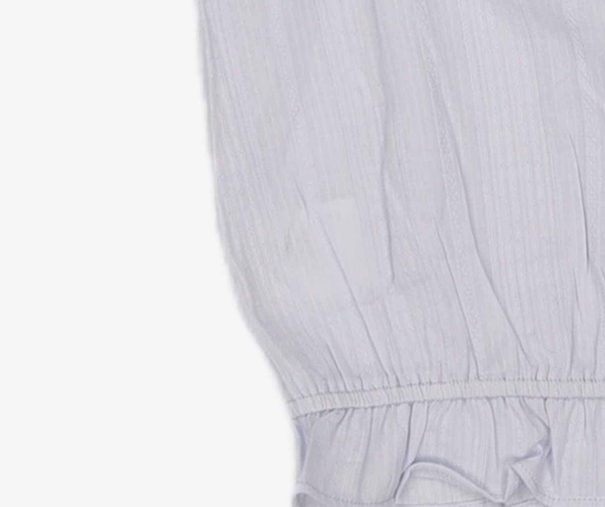 어몽(AMONG) A RUFFLE SQUARE-NECK BLOUSE_LIGHT BLUE S